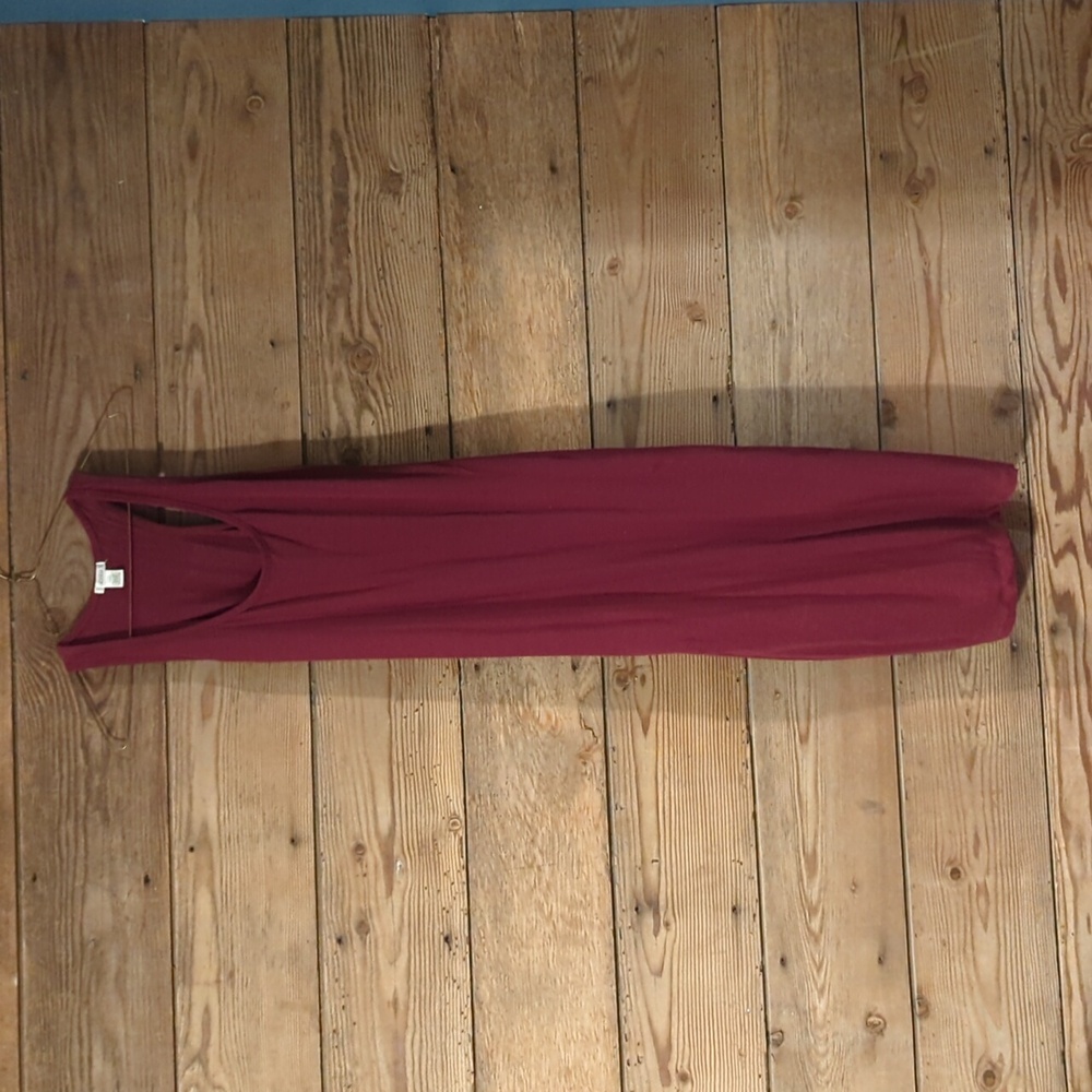 Maroon midi dress